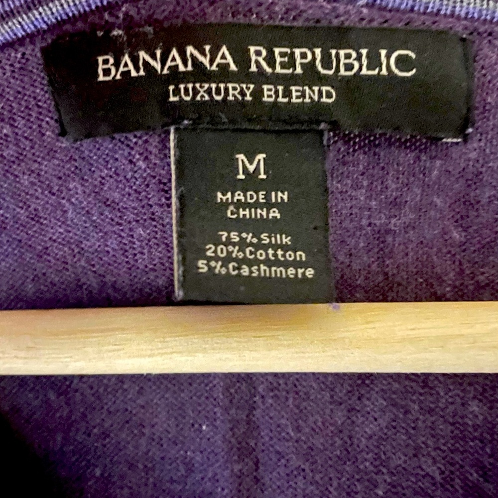 Banana republic V neck sweater